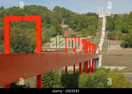 Paris, Cergy-Pontoise, Ax Major von Dani Karavan // Paris, Cergy-Pontoise, Ax Major by Dani Karavan Banque D'Images