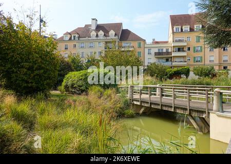 Le Plessis-Robinson, neue traditionelle Architektur // le Plessis-Robinson, Nouvelle architecture traditionnelle Banque D'Images