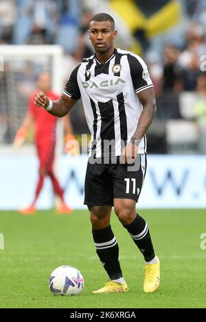 Roma, Italie. 16th octobre 2022. Walace de Calcio Udinese pendant la série Un match de football entre SS Lazio et Calcio Udinese au stade Olimpico à Rome (Italie), 16 octobre 2022. Photo Antonietta Baldassarre/Insidefoto crédit: Insidefoto di andrea staccioli/Alamy Live News Banque D'Images