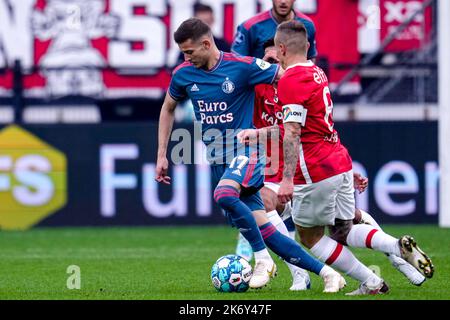 ALKMAAR, PAYS-BAS - OCTOBRE 16 : Sebastian Szymanski de Feyenoord, Jordi Clasie d'AZ Alkmaar pendant le match d'Eredivisiie néerlandais entre AZ Alkmaar et Feyenoord à l'AFAS Stadion on 16 octobre 2022 à Alkmaar, pays-Bas (photo de Patrick Goosen/Orange Pictures) Banque D'Images