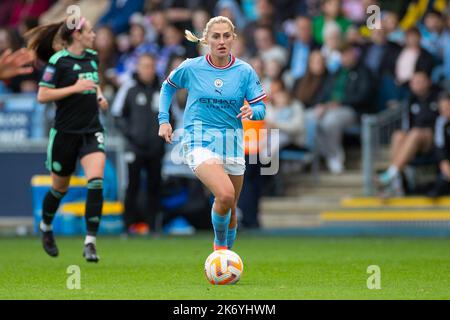 Manchester, Royaume-Uni. 15th octobre 2022. Laura Coombs de Manchester City lors du match de la Barclays FA Women's Super League entre Manchester City et Leicester City au stade Academy, Manchester, le samedi 15th octobre 2022. (Crédit : Mike Morese | MI News) crédit : MI News & Sport /Alay Live News Banque D'Images