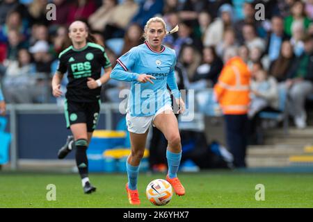 Manchester, Royaume-Uni. 15th octobre 2022. Laura Coombs de Manchester City lors du match de la Barclays FA Women's Super League entre Manchester City et Leicester City au stade Academy, Manchester, le samedi 15th octobre 2022. (Crédit : Mike Morese | MI News) crédit : MI News & Sport /Alay Live News Banque D'Images