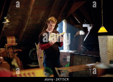 JAMES VAN DER BEEK, DAWSON'S CREEK : SAISON 6, 2002 Banque D'Images