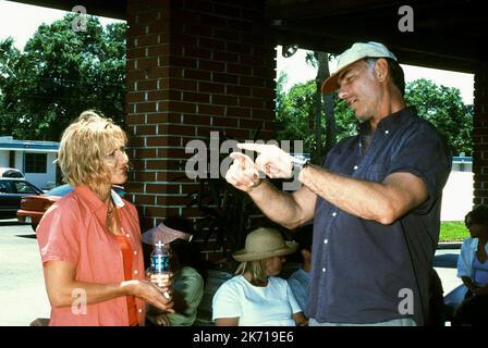 JOHN SAYLES, EDIE FALCO, l'état du soleil, 2002 Banque D'Images