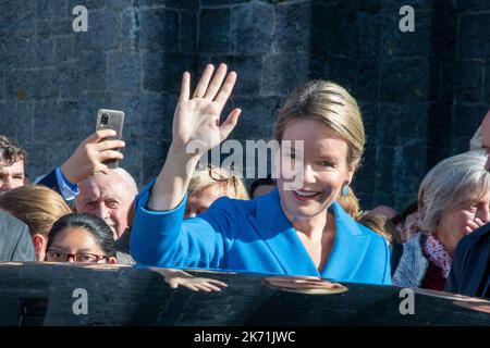 La reine Mathilde de Belgique photographiée après une messe papale à l'abbaye de la Maredous à l'occasion du 150th anniversaire de l'abbaye, à Denee, le dimanche 16 octobre 2022. BELGA PHOTO NICOLAS MATERLINCK Banque D'Images