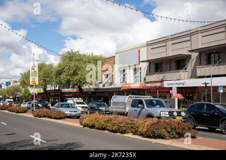 Centre-ville et quartier des affaires d'Orange, Orange est une ville régionale située dans la région centrale de tablelands en Nouvelle-Galles du Sud, en Australie Banque D'Images