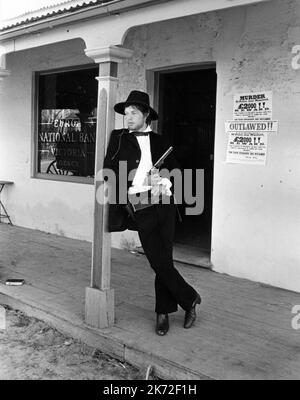 MICK JAGGER dans NED KELLY (1970), dirigé par TONY RICHARDSON. Crédit: UNITED ARTISTS/WOODFALL / Album Banque D'Images