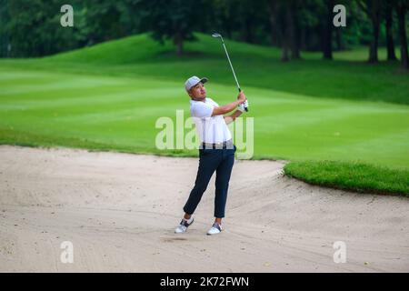 Chonlatit Chuenboonngam de Thaïlande hits du bunker à 9 dans le dernier tour de l'Open de Bangkok de Singha au club de golf de Bangkok, EN THAÏLANDE Banque D'Images