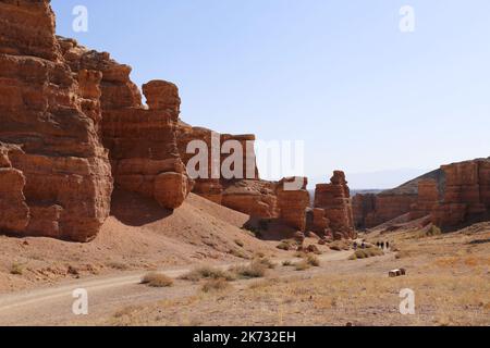 Kyzylsai (alias Vallée des Châteaux), Parc national de Charyn Canyon, montagnes Tien Shan, région d'Almaty, Kazakhstan, Asie centrale Banque D'Images