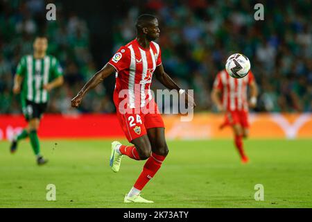 Séville, Espagne. 16 octobre 2022, Houboulang Mendes de UD Almeria pendant le match de la Liga entre Real Betis et UD Almeria joué au stade Benito Villamarin à Séville, Espagne. 16 octobre 2022, (photo par Antonio Pozo / PRESSIN) Banque D'Images