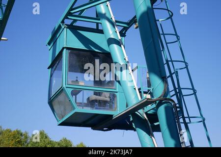 Tassi Zsilip lock system sur la branche de Rackevei (Soroksari) Kis duna du Danube, Duna, au village de Tass, comté de bacs Kiskun, Hongrie Banque D'Images