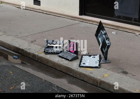 Paris, France, 16/10/2022. Mars contre les modes de vie coûteux et l'inaction climatique, NUPES. Pierre Galan/Alamy Live News Banque D'Images