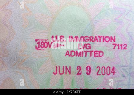 ÉTATS-UNIS Immigration LVG Las Vegas, NV admis juin 29 2004 - timbre dans le passeport britannique Banque D'Images