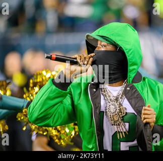 Philadelphie, Pennsylvanie, États-Unis. 16th octobre 2022. 16 octobre 2022, Philadelphie, Pennsylvanie. L'USINE DE MEEK de Philadelphie se produit avant le match. Les Eagles battent les Cowboys pour rester indéfaits (Credit image: © Ricky Fitchett/ZUMA Press Wire) Banque D'Images