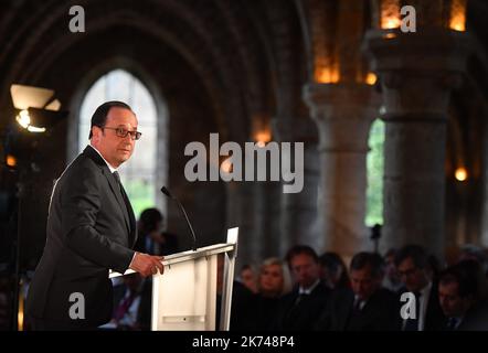 Le président français François Hollande prononce son discours lors de la session 3rd de l'Initiative « think tanks Tandem » Banque D'Images