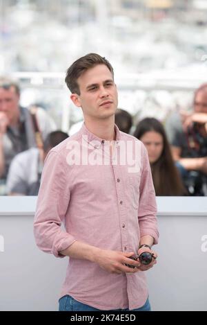 L'acteur Zsombor Jager participe au photocall 'Jupiter's Moon' lors du Festival annuel du film de Cannes 70th Banque D'Images