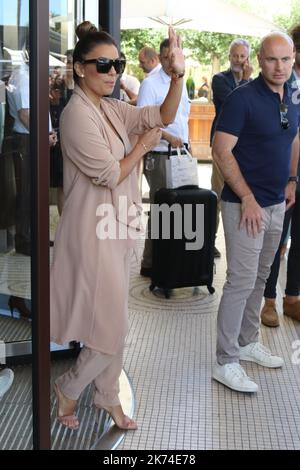 EVA Longoria est vue lors de l'édition 70th du 'Festival International du film de Cannes le 20th mai 2017 à Cannes, France Banque D'Images