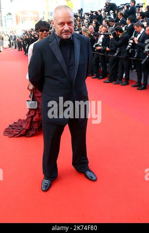 ; Le réalisateur français Jean-Pierre Jeunet pose alors qu'il arrive à 23 mai 2017 pour la cérémonie du '70th anniversaire' du Festival de Cannes, dans le sud de la France. Festival annuel du film de Cannes 70th à Cannes, France, mai 2017. Le festival du film se déroulera du 17 au 28 mai. Banque D'Images