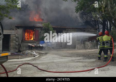 Incendies à Istres, dans le sud-est de la France Banque D'Images