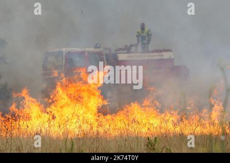 Incendies à Istres, dans le sud-est de la France Banque D'Images