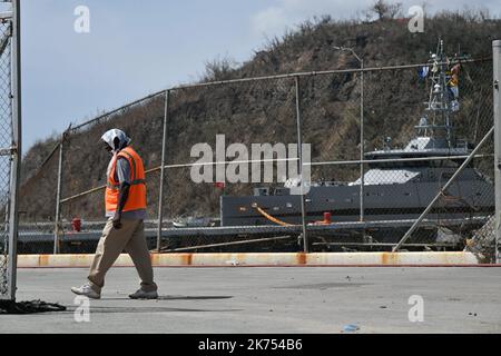 Coopération internationale du Plan Albatros mis en place par la France, l'Angleterre et les pays-Bas Julien Mattia / le Pictorium / MAXPPP - Julien Mattia / le Pictorium - 23/09/2017 - dominique / Antilles / dominique - la douanes Dominicaine - coopération internationale en Dominique sept 2017 Banque D'Images