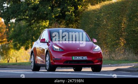 2022 rouge Tesla MODÈLE y À TRANSMISSION intégrale LONGUE PORTÉE Banque D'Images