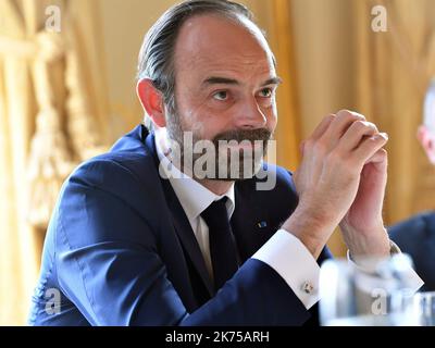 Photo au cours d'une interview avec le Premier ministre de France Edouard Philippe dans son bureau à Matignon. Banque D'Images
