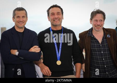 En présence du réalisateur Gilles LELLOUCHE (France). Et des acteurs Mathieu AMALRIC (France), Guillaume CANET (France) Festival annuel de Cannes 71st à Cannes, France, mai 2018. Le festival du film se déroulera du 8 au 19 mai. Banque D'Images