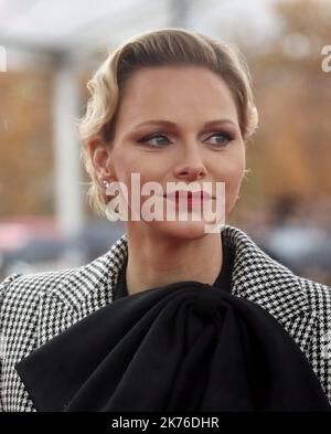 Charlene Wittstock et Albert II de Monaco aux commémorations marquant le centenaire de la Journée de l'armistice sur 11 novembre à l'Arc de Triomphe, Paris Banque D'Images