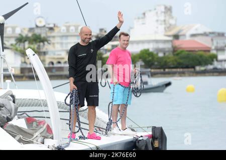 Erwann Leroux sur FenetreA Mix buffet, deuxième Multi50 pendant la ligne d'arrivée de la route du Rhum-destination Guadeloupe nov 16 2018 Banque D'Images