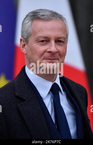 Bruno le Maire, le Ministre de l'Economie et des Finances en sortie du Conseil des Ministres le Mercredi 09 janvier 2019 / 09/01/2019 - France / Ile-de-France (région) / Paris - Bruno le Maire, Ministre de l'Economie et des Finances quittant le Conseil des Ministres le mercredi 09 janvier 2019 Banque D'Images