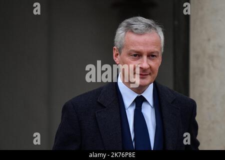 Bruno le Maire, le Ministre de l'Economie et des Finances en sortie du Conseil des Ministres le Mercredi 09 janvier 2019 / 09/01/2019 - France / Ile-de-France (région) / Paris - Bruno le Maire, Ministre de l'Economie et des Finances quittant le Conseil des Ministres le mercredi 09 janvier 2019 Banque D'Images