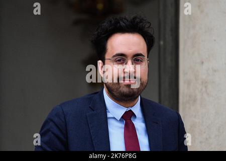 Mounir Mahjoubi, le secret d'etat aupres du premier ministre et responsable du numéro en sortie du Conseil des ministres le Mercredi 09 janvier 2019 / 09/01/2019 - France / Ile-de-France (région) / Paris - Mounir Mahjoubi, Secrétaire d'État au Premier ministre et responsable du numérique à la sortie du Conseil des ministres le mercredi 09 janvier 2019 Banque D'Images