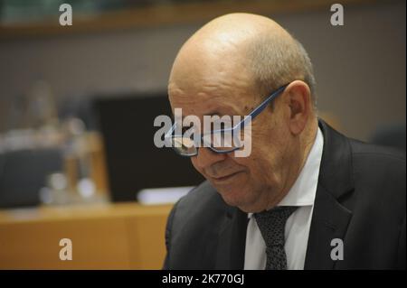 Le ministre français des Affaires étrangères, Jean-Yves LE DRIAN, avant la réunion du Conseil européen des Affaires étrangères. Banque D'Images