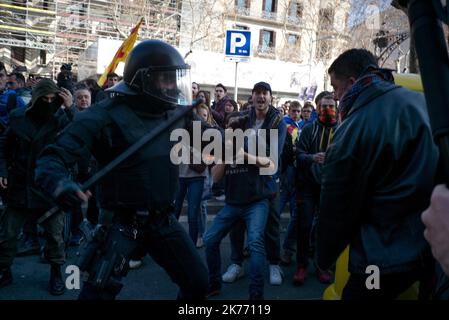 Grève générale à la suite du procès des indépendants qui a lieu à Madrid. Banque D'Images