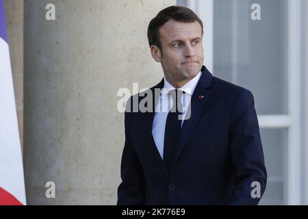 Le président français Emmanuel Macron revient à l'Elysée Palace après la réunion de haut niveau sur les défis du multilatéralisme avec le président chinois, la chancelière allemande et le président de la Commission européenne à Paris, en France. 26.03.2019 Banque D'Images
