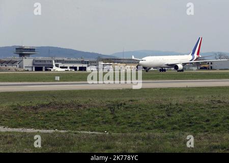 Blotzheim, France, avril 16th 2019 - vol d'essai de l'avion de la présidence française : de Paris à Metz, puis de Bâle Mulhouse et de retour à Villacoublay. Banque D'Images