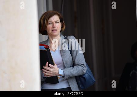 Florence Parly, la ministre des Armees en sortie du Conseil des ministres / 24/04/2019 - France / Ile-de-France (région) / Paris - Florence Parly, ministre des armées quittant le Conseil des ministres Banque D'Images