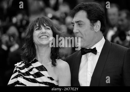 Javier Barde et Charlotte Gainsbourg assistent à la cérémonie d'ouverture et à la projection des Dead Don't Die lors du festival annuel de Cannes 72nd sur 14 mai 2019 à Cannes, France. Banque D'Images