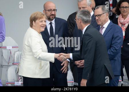 ©PHOTOPQR/LE PARISIEN/Fred Dugit ; politique place de la concorde Paris VIIIe, le 14 juillet 2019 Cérémonie du 14 juillet Angela Merkel photo LP / Fred Dugit le défilé militaire annuel de la Bastille le long de l'avenue des champs-Elysées à Paris dimanche, 14 juillet 2019. Banque D'Images