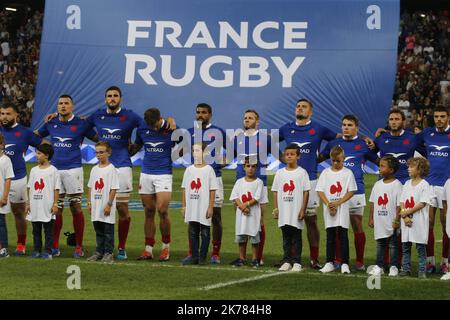 premier match de préparation à la coupe du monde de rugby de l'équipe de france contre l'écosse au stade allianz riviera. Papier Philippe BERSIA France Ecosse rugby à préparer la coupe du monde Banque D'Images