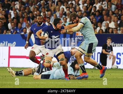 premier match de préparation à la coupe du monde de rugby de l'équipe de france contre l'écosse au stade allianz riviera. Papier Philippe BERSIA France Ecosse rugby à préparer la coupe du monde Banque D'Images