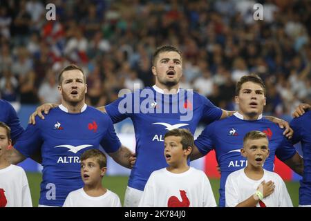 premier match de préparation à la coupe du monde de rugby de l'équipe de france contre l'écosse au stade allianz riviera. Papier Philippe BERSIA France Ecosse rugby à préparer la coupe du monde Banque D'Images