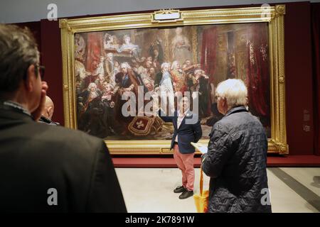 Lens, France, septembre 24th 2019 - Musée du Louvre Lens POLOGNE, 1840 - 1918 PEINDRE L'ÂME D'Une NATION l'année 2019 marque le centenaire de la signature, le 3 septembre 1919, de l'accord entre la France et la Pologne sur "l'émigration et l'immigration". Elle a conduit à l'arrivée d'un grand nombre de travailleurs polonais en France, notamment dans la région minière du nord du pays. Banque D'Images