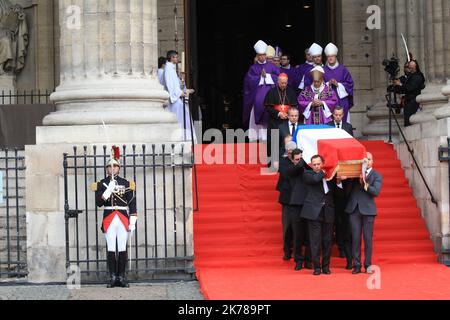 La mort de Chirac : cérémonie publique de respect de l'ancien président français le 30 septembre 2019 Banque D'Images