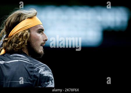 ©Sébastien Muylaert/MAXPPP - Stefanos Tsitsipas de Grèce réagit lors de son deuxième match contre Taylor Fritz des États-Unis au tournoi de tennis Rolex Paris Masters? À Paris, France.30.10.2019 Banque D'Images