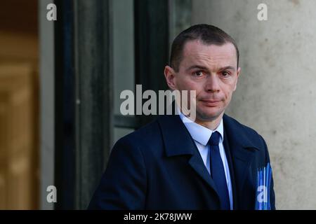 Olivier Dussopt, Secrétaire d'État au Ministre d'action et des comptes publics à la sortie du Conseil des ministres le 20 novembre 2019 Banque D'Images