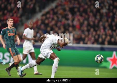 Match de football du groupe H de la Ligue des champions de l'UEFA entre Lille LSC et Ajax au stade Pierre-Mauroy à Lille, dans le nord de la France, sur 27 novembre 2019. Banque D'Images