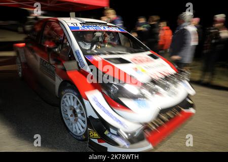 Ogier lors de la course de Monte Carlo Rally 2020 à St-Clément-sur-Durance le vendredi 24 janvier 2020. Banque D'Images