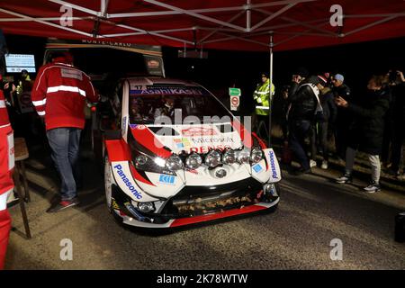 Ogier lors de la course de Monte Carlo Rally 2020 à St-Clément-sur-Durance le vendredi 24 janvier 2020. Banque D'Images